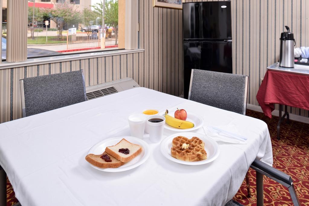 Americas Best Value Inn And Suites Houston/Northwest Brookhollow Faciliteiten foto