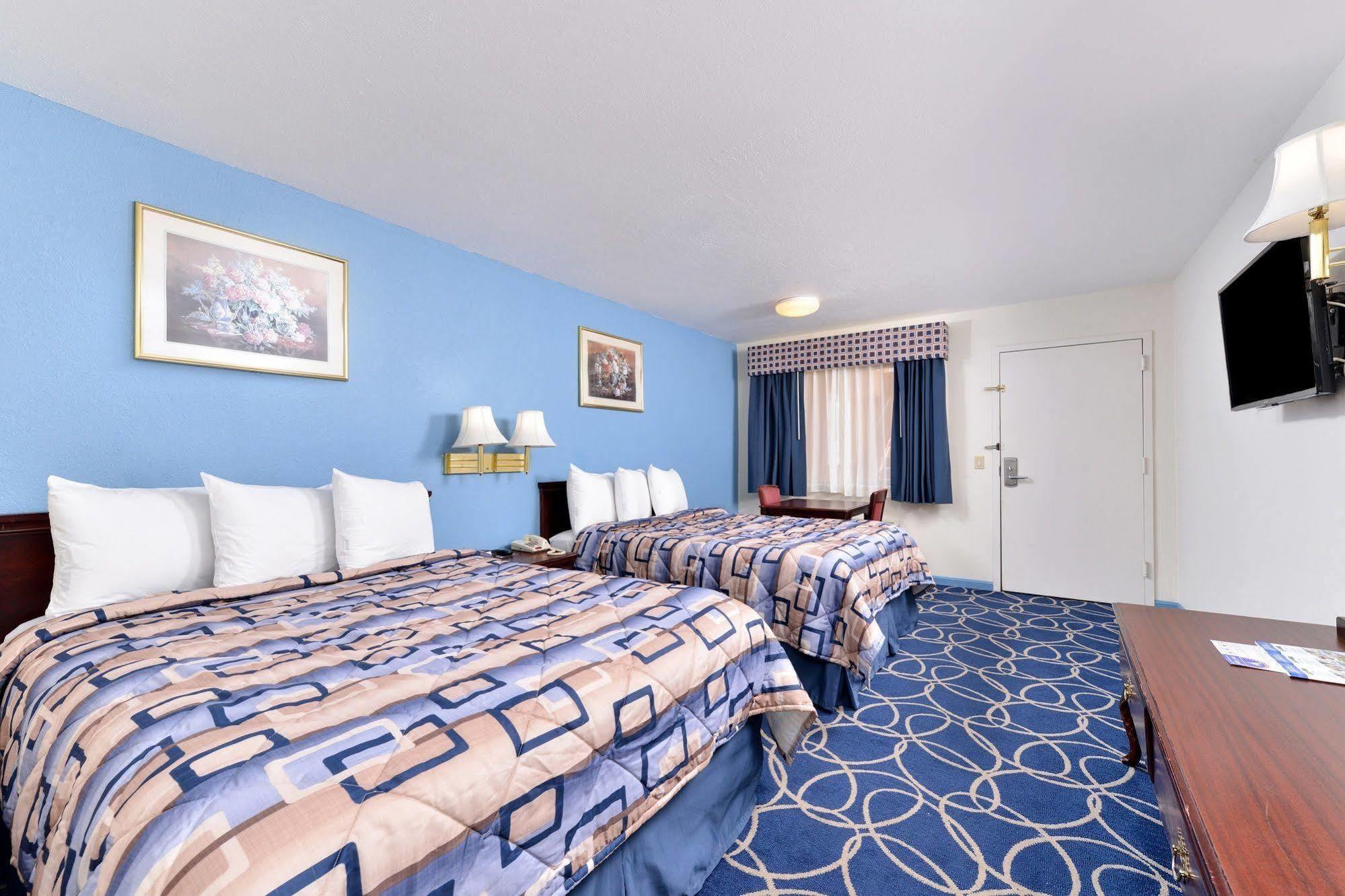 Americas Best Value Inn And Suites Houston/Northwest Brookhollow Buitenkant foto